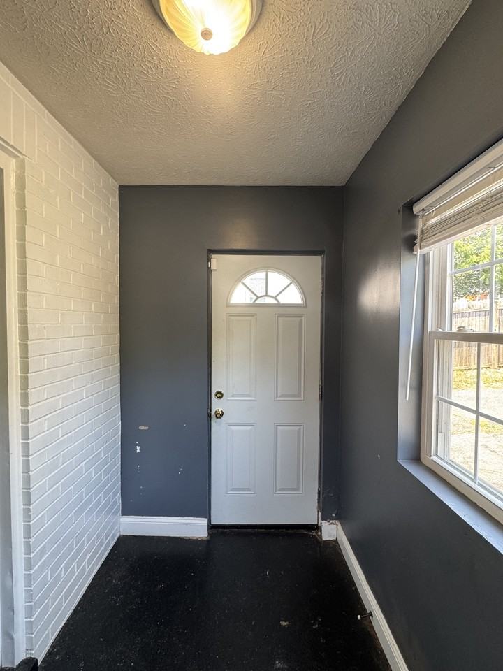 310 Yeardley Ave #1 - Photo 7 of 39