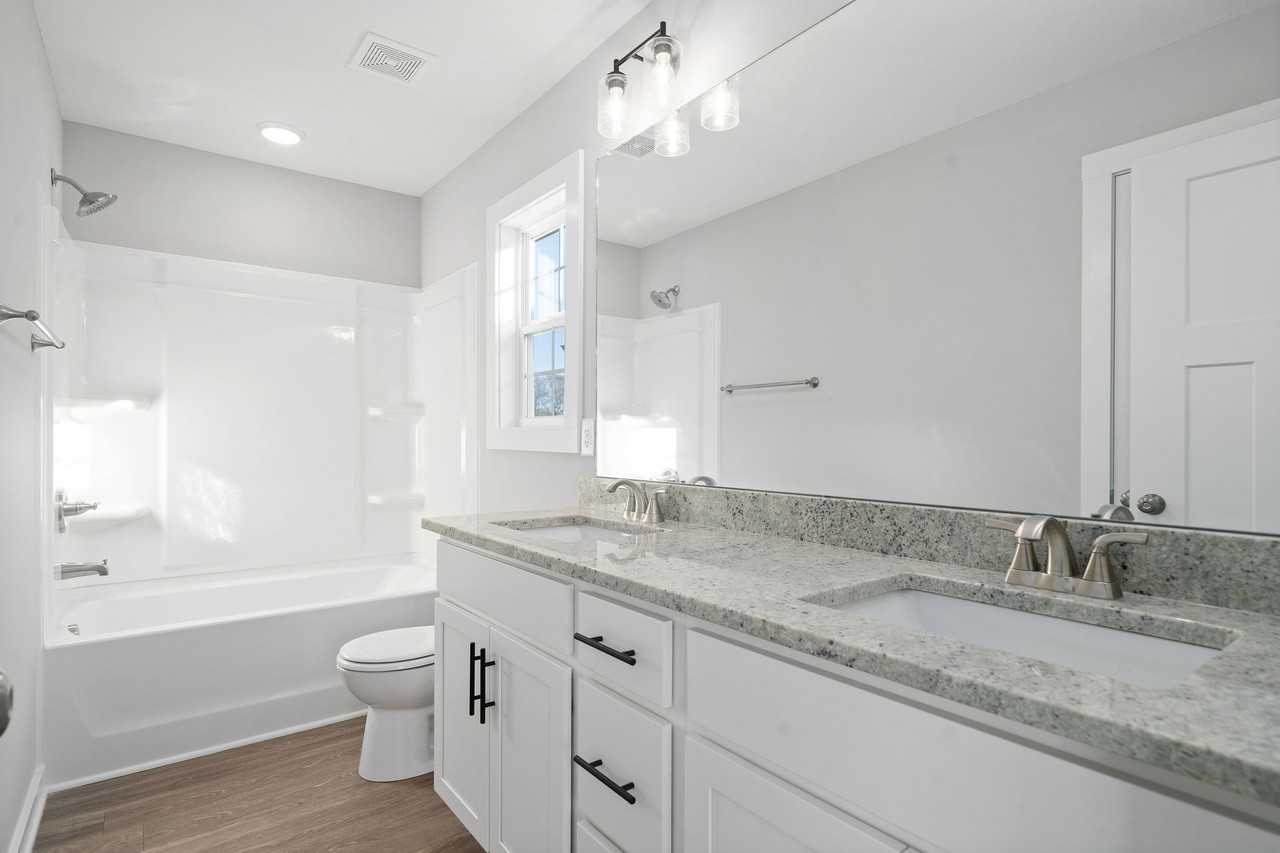 Barry Dr #424 - Photo 4 of 7