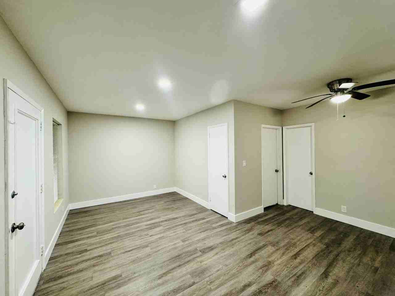 ACS 716 LLC - Photo 2 of 13