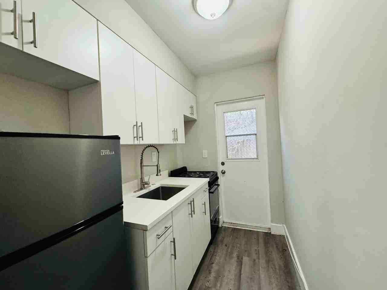 ACS 716 LLC - Photo 4 of 13