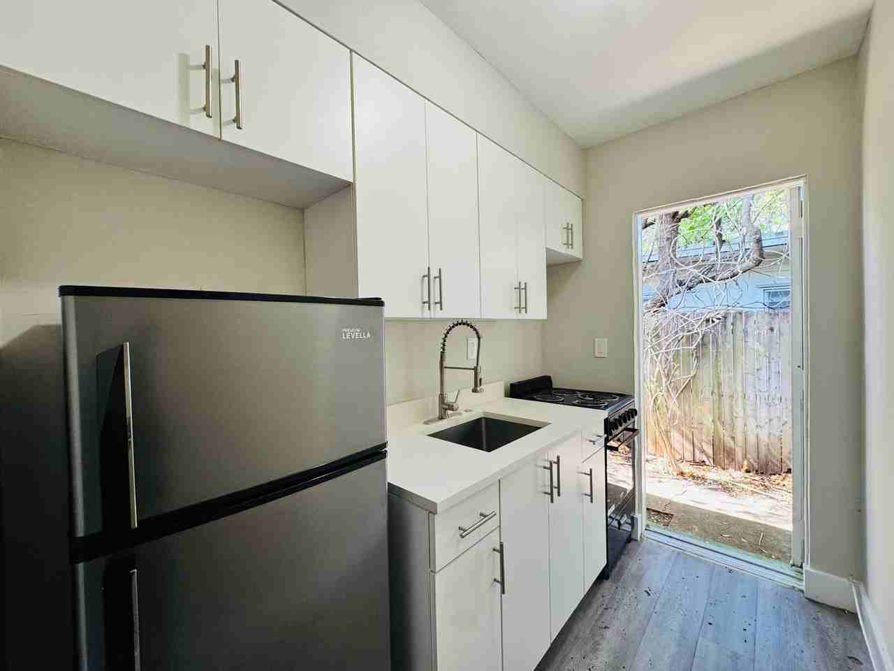 ACS 716 LLC - Photo 5 of 13