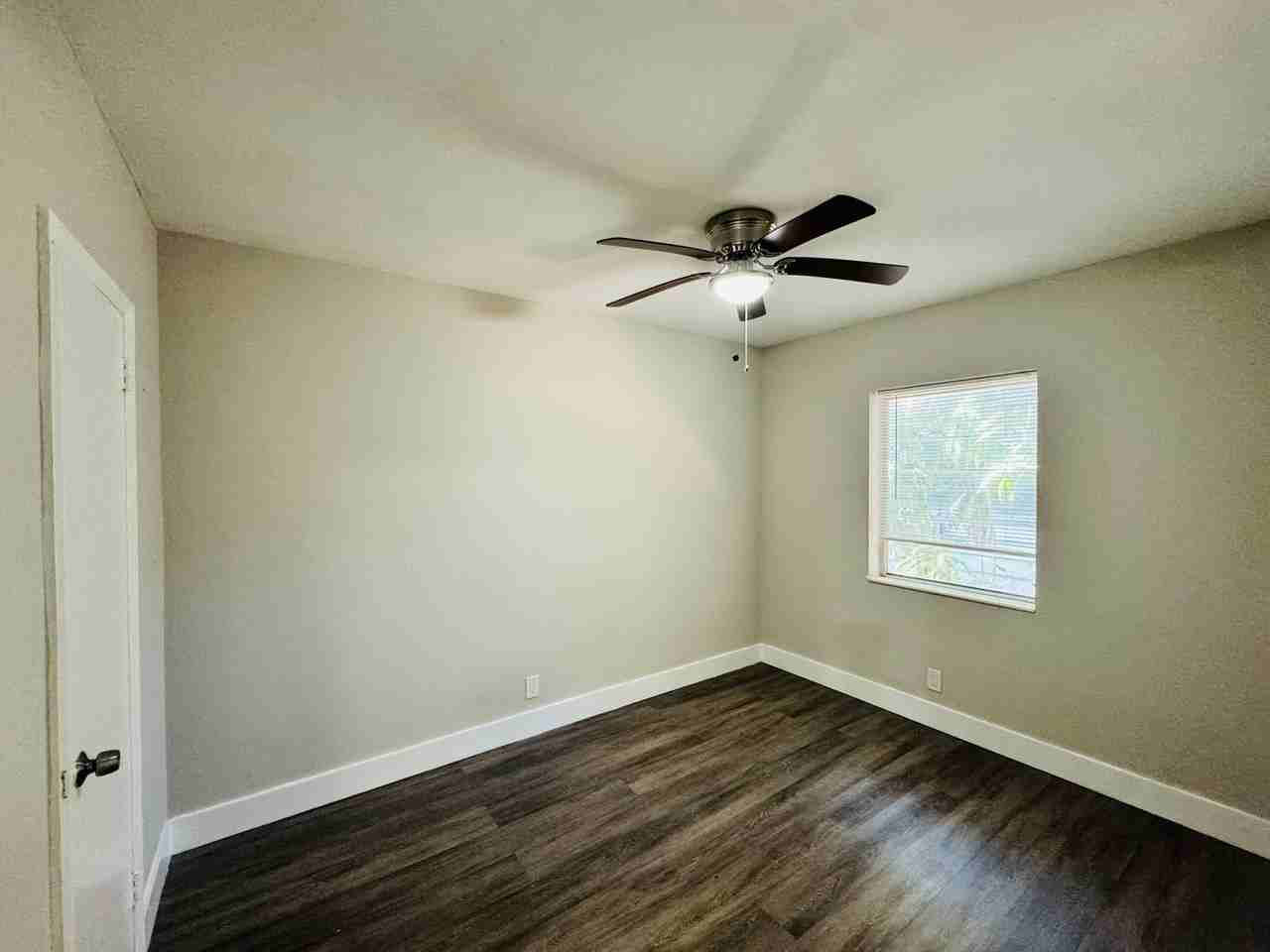 ACS 716 LLC - Photo 6 of 13