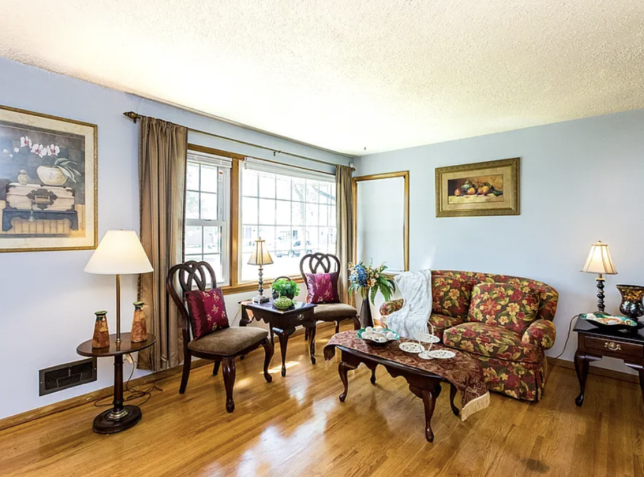 428 Tower St #1 - Photo 2 of 20