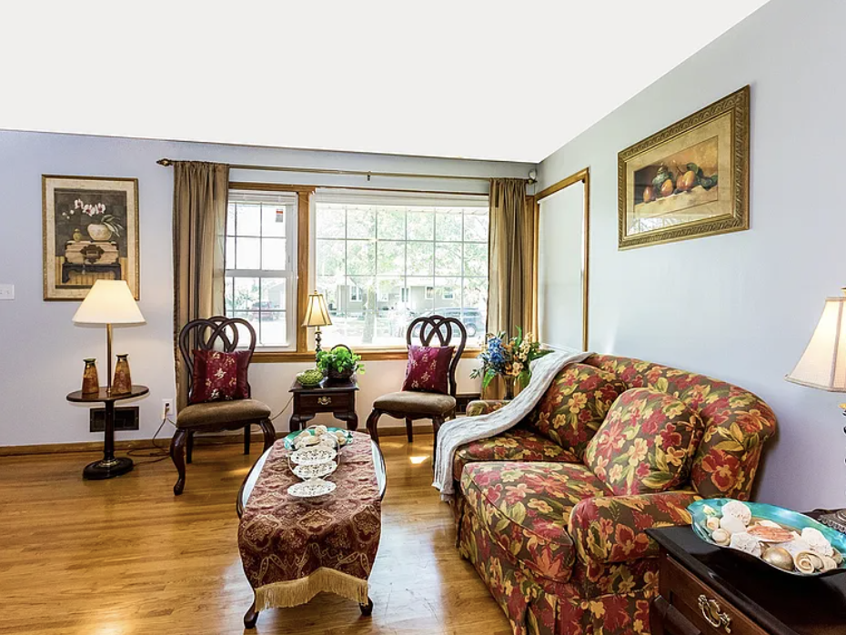 428 Tower St #1 - Photo 3 of 20