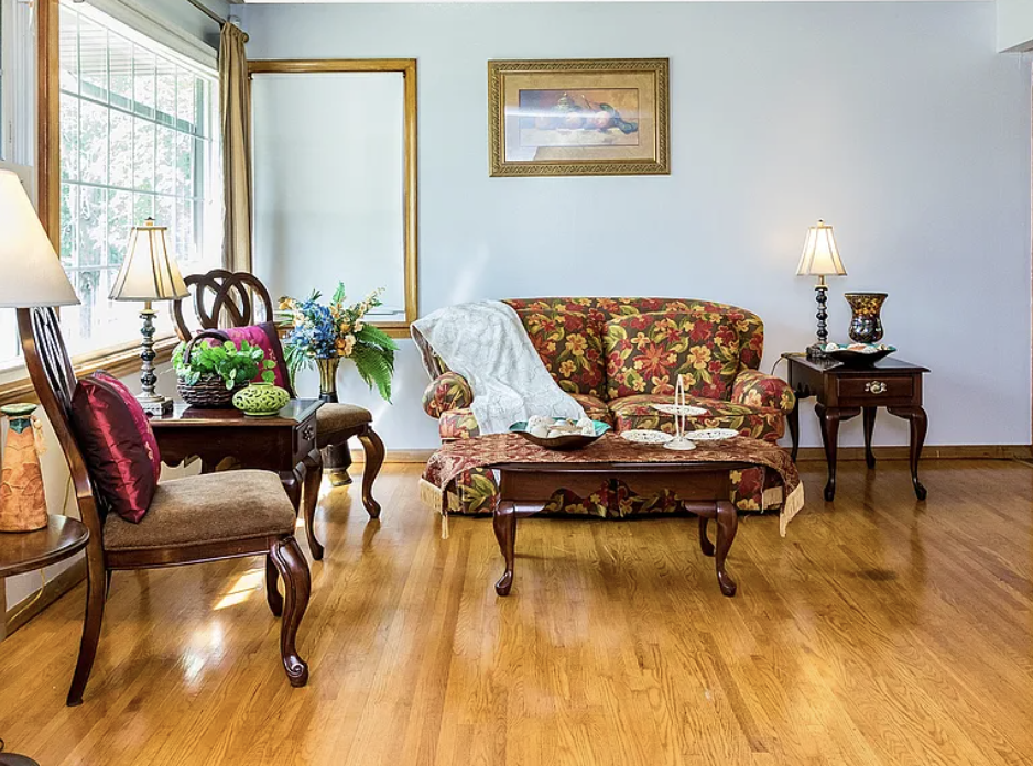 428 Tower St #1 - Photo 5 of 20