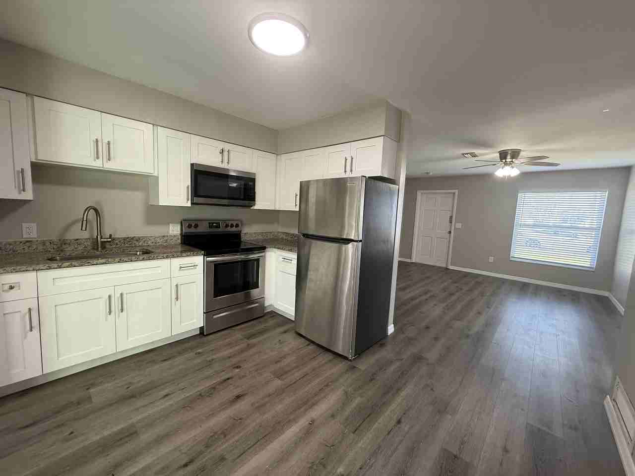 518 Briarwood Rd #1 - Photo 4 of 13