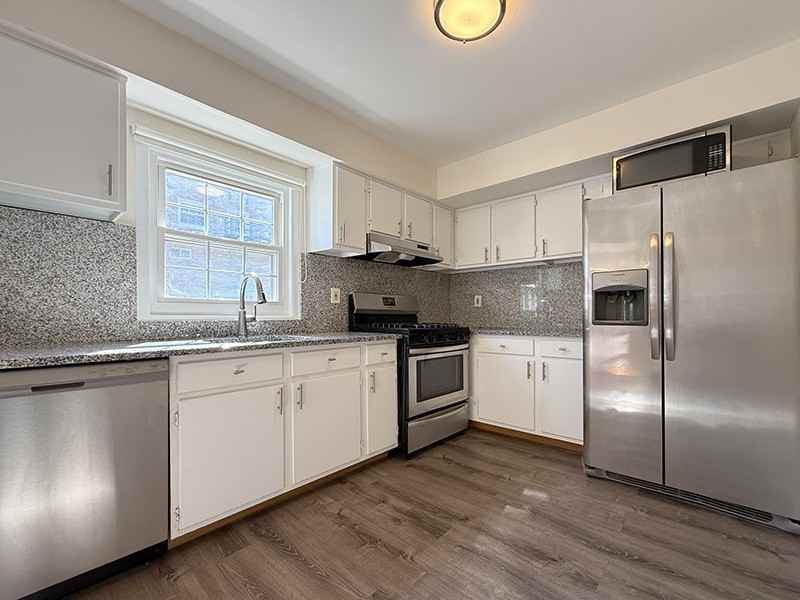 45 Wedgewood Dr #125 - Photo 2 of 7