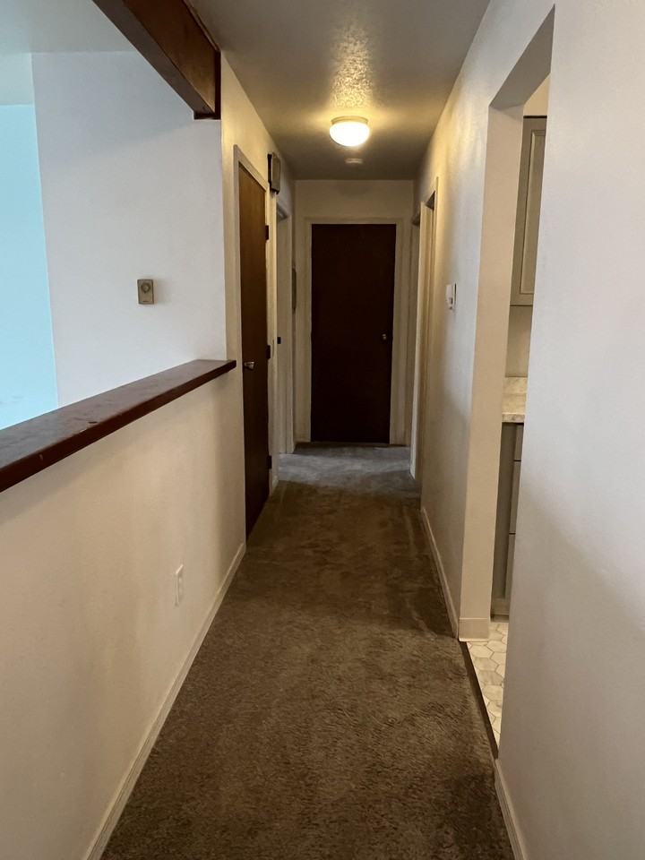 3701 W Tweed Ct #4 - Photo 6 of 11