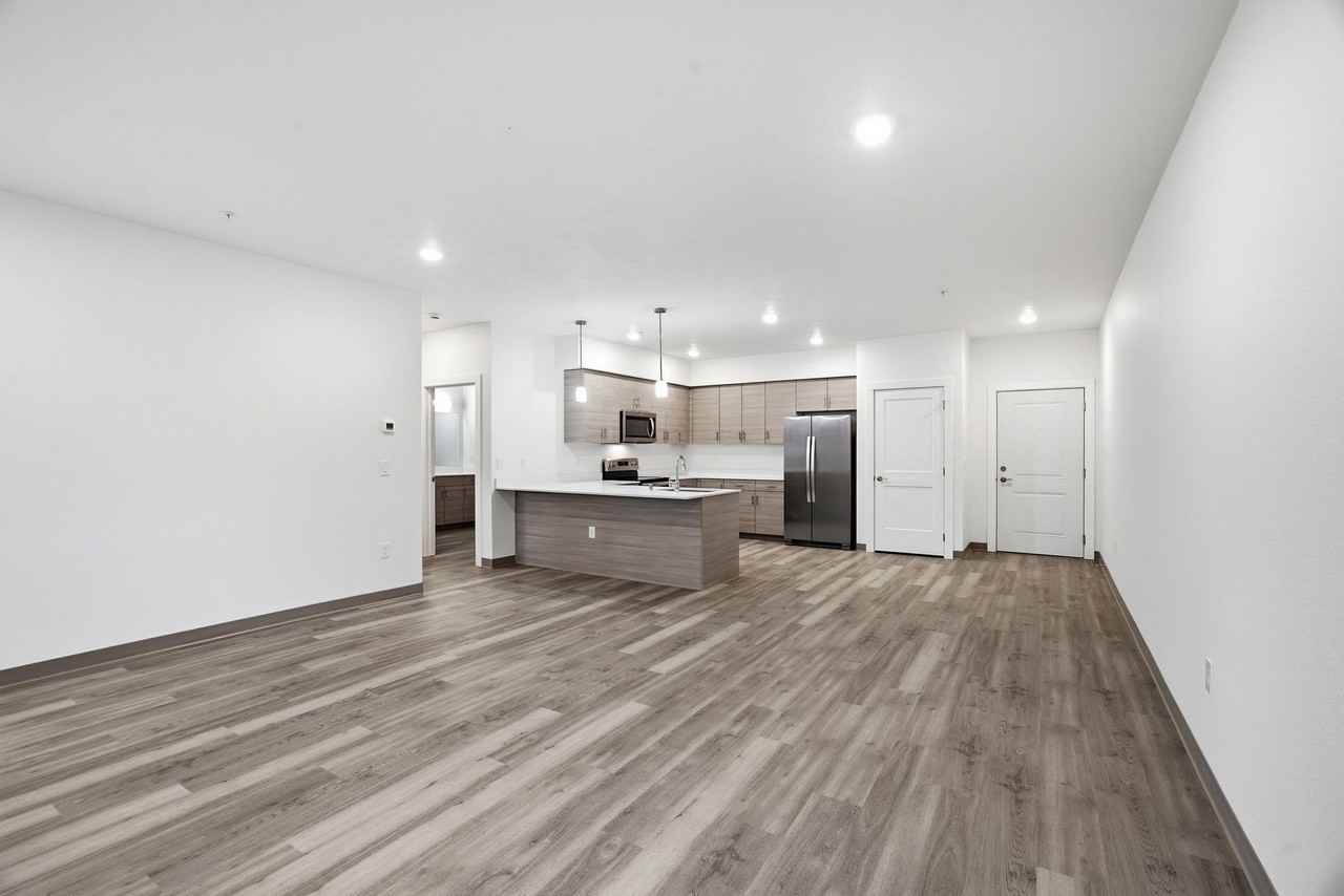 Dan Apartments! - Photo 3 of 12
