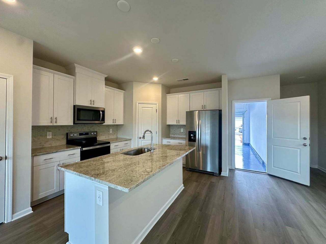 4130 County Down Ave #1 - Photo 5 of 21