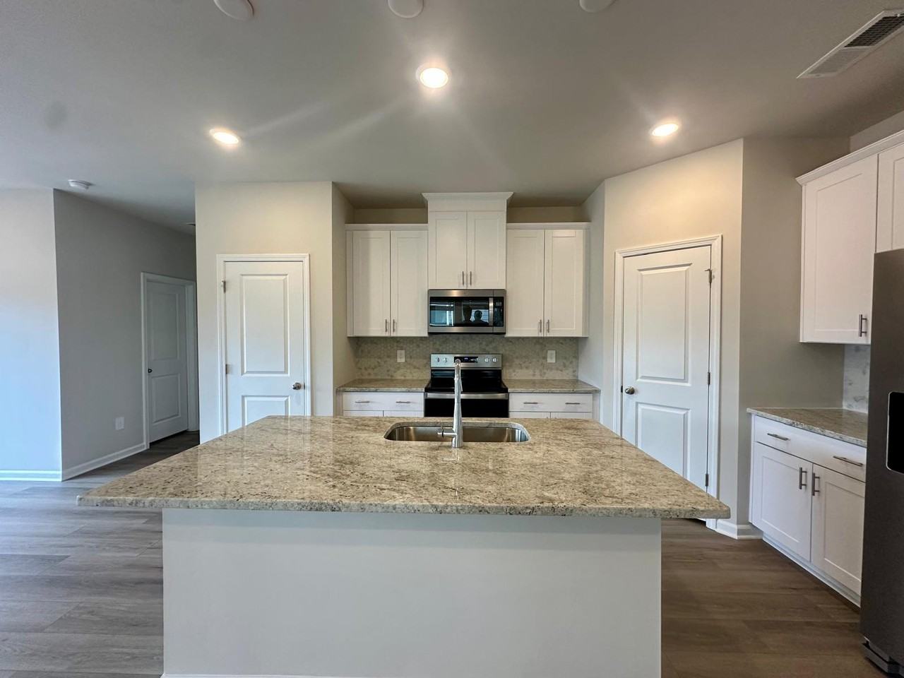 4130 County Down Ave #1 - Photo 7 of 21