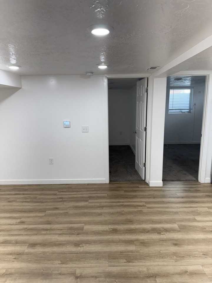 532 W Fern Dr - Photo 4 of 7