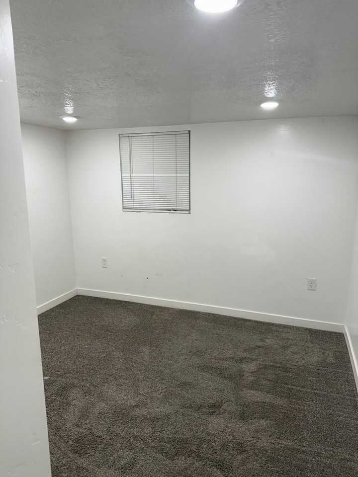532 W Fern Dr - Photo 6 of 7