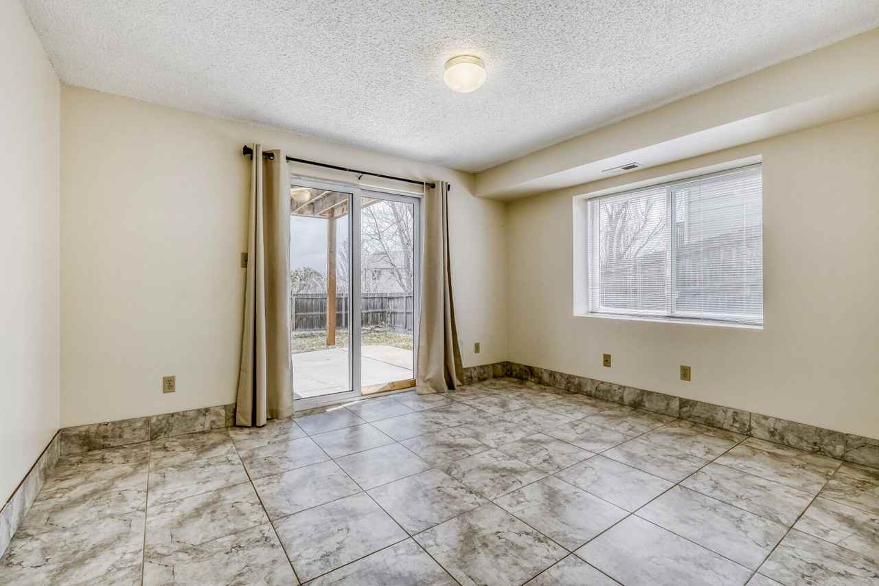 6185 Wheatgrass Dr #1 - Photo 5 of 17