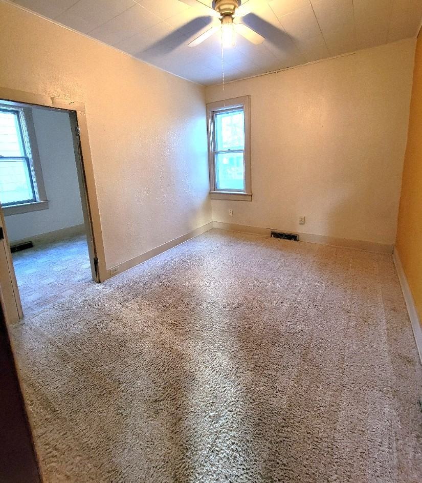 315 S 5th Ave #1 - Photo 6 of 12