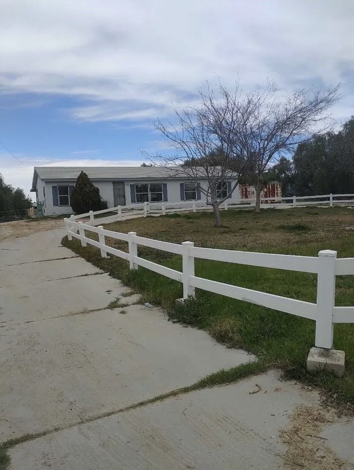 21912 Cajalco Rd #1 - Photo 2 of 4