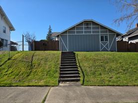 BishCarlson - Photo 1 of 1