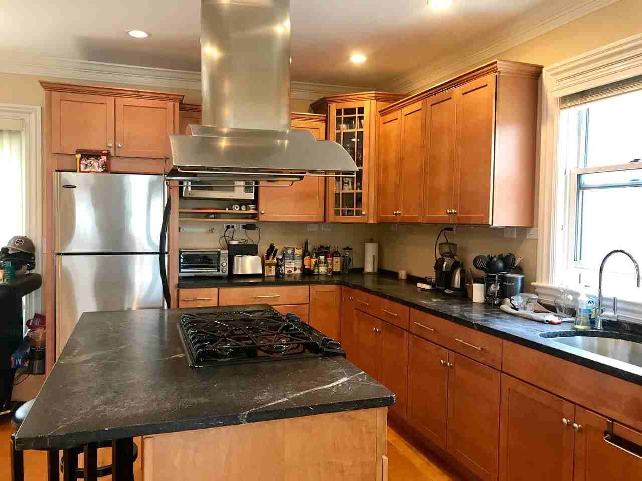 360362 Dorchester St #3 - Photo 6 of 38