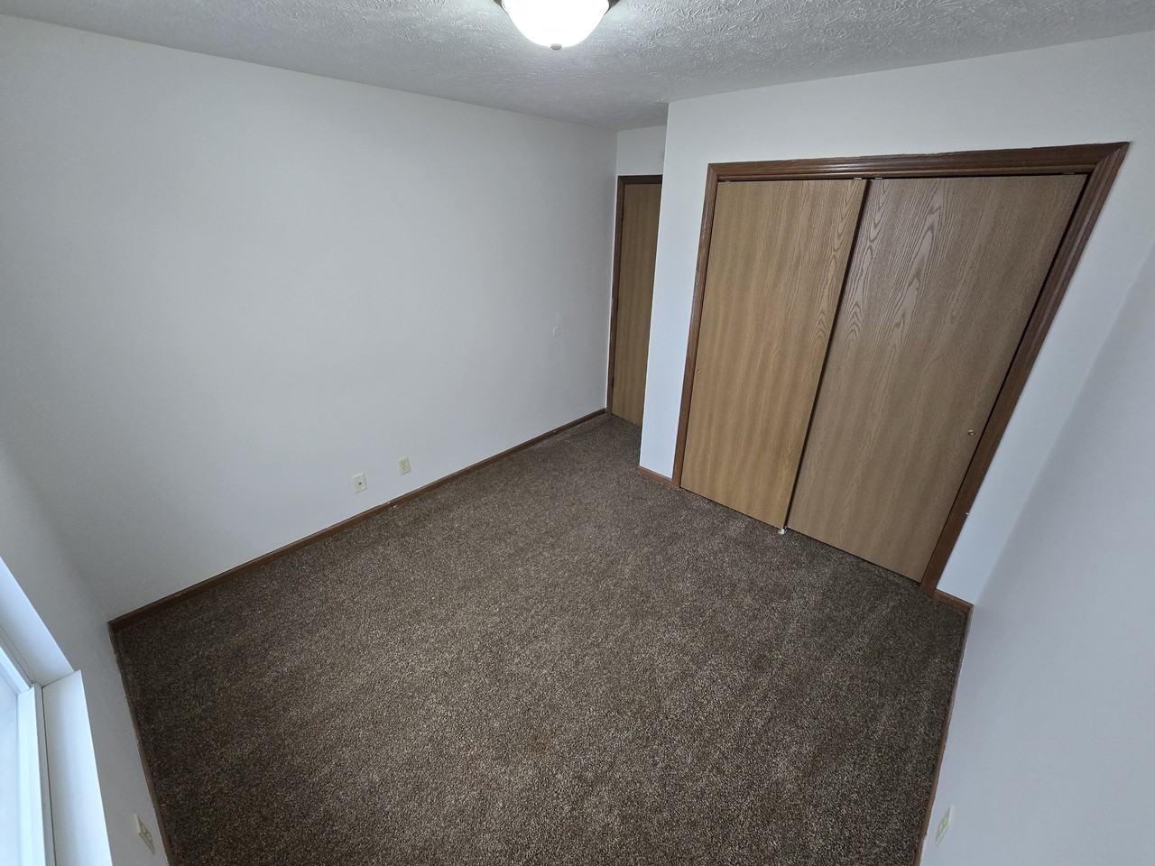 6417 Burlington Ave #4 - Photo 7 of 14