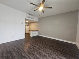 Hampton Court Apartments - Photo 1 of 1