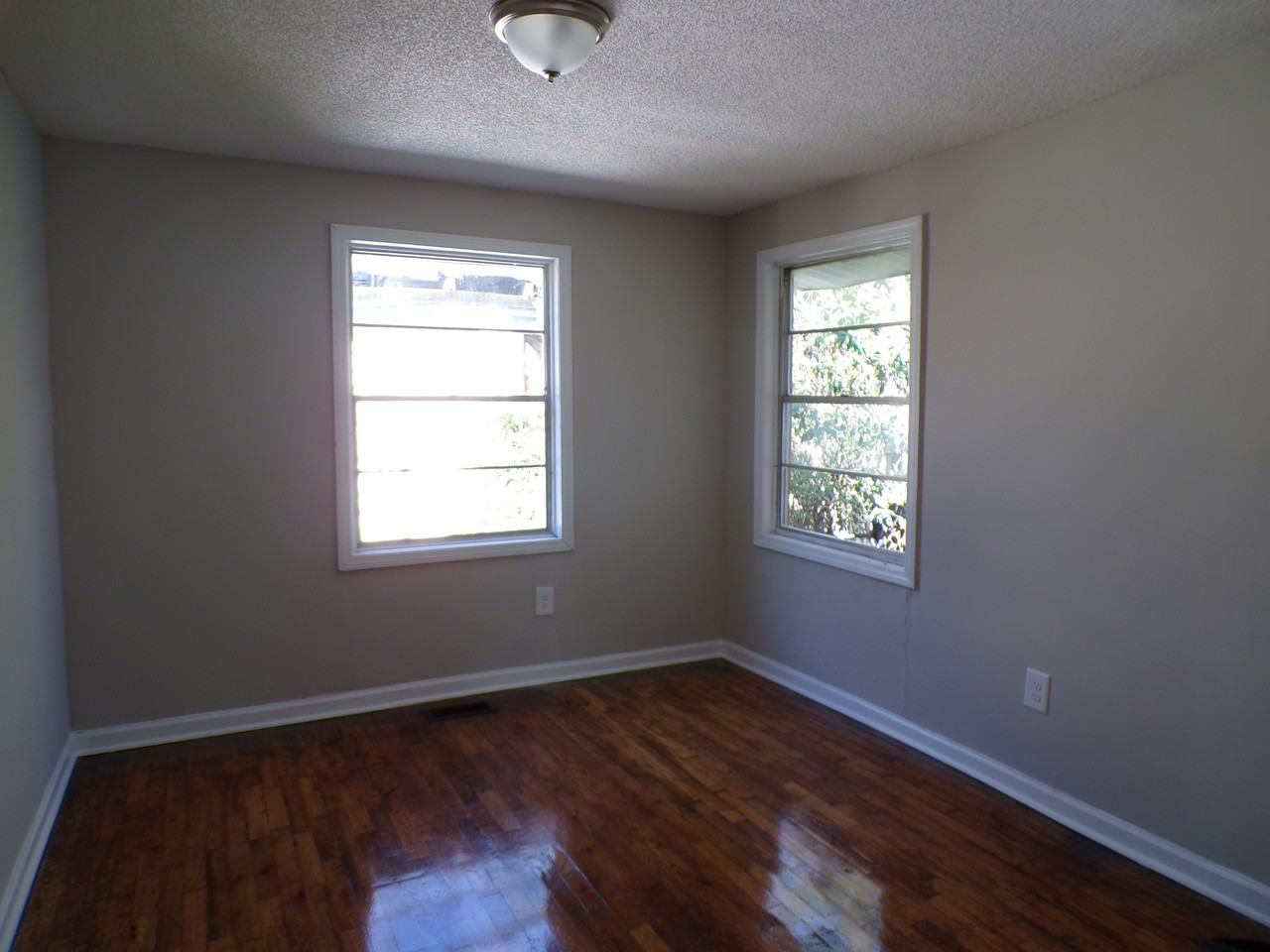 216 Kappa Ave S #1 - Photo 3 of 10