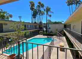 featured image of 21707 Roscoe Blvd