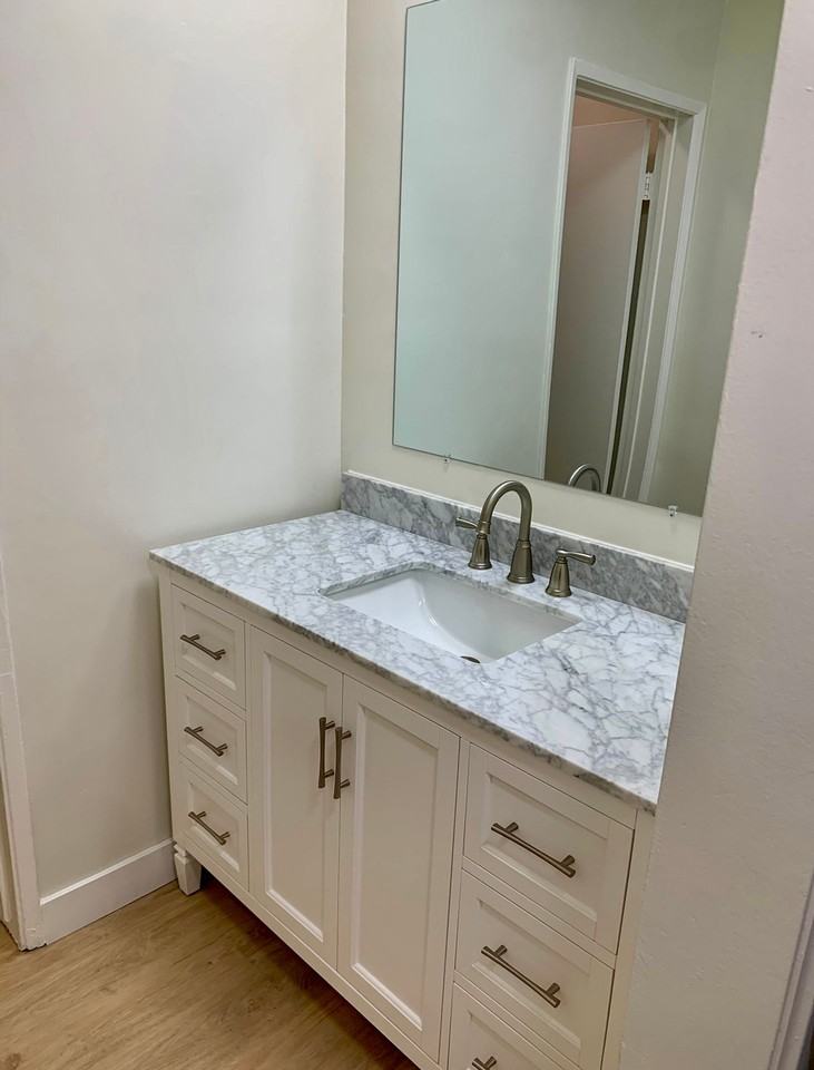 21707 Roscoe Blvd - Photo 4 of 14