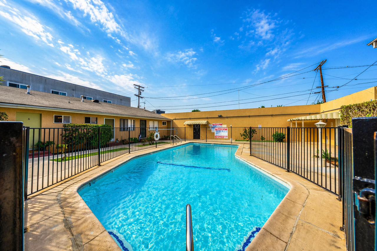 803 Java Ave Inglewood, CA 90301 - Photo 4 of 4