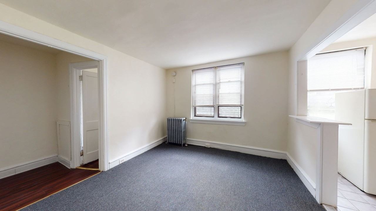 Sherwood Court Apartments - Photo 5 of 34