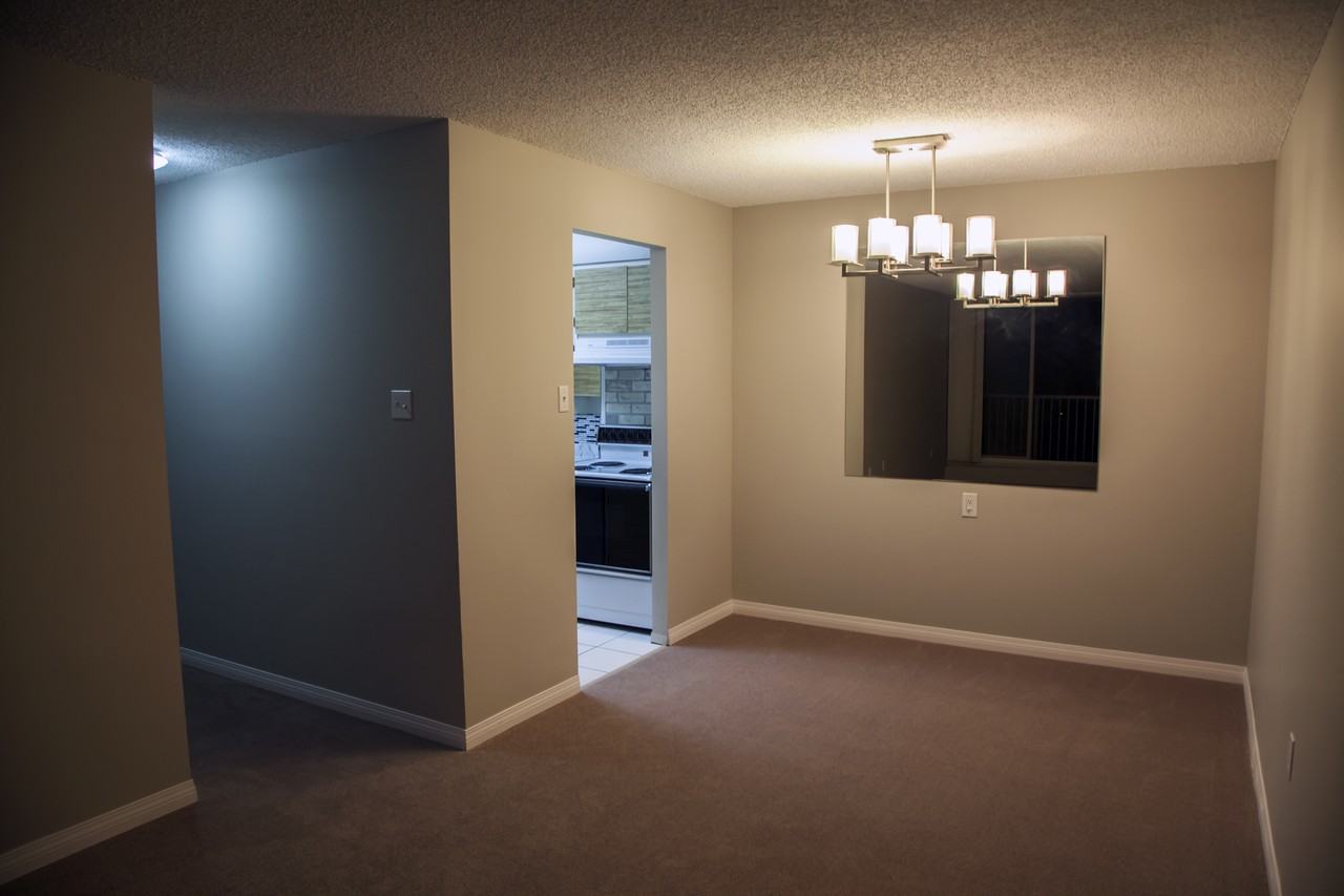 2004 Fullerton Avenue #1607 - Photo 3 of 14