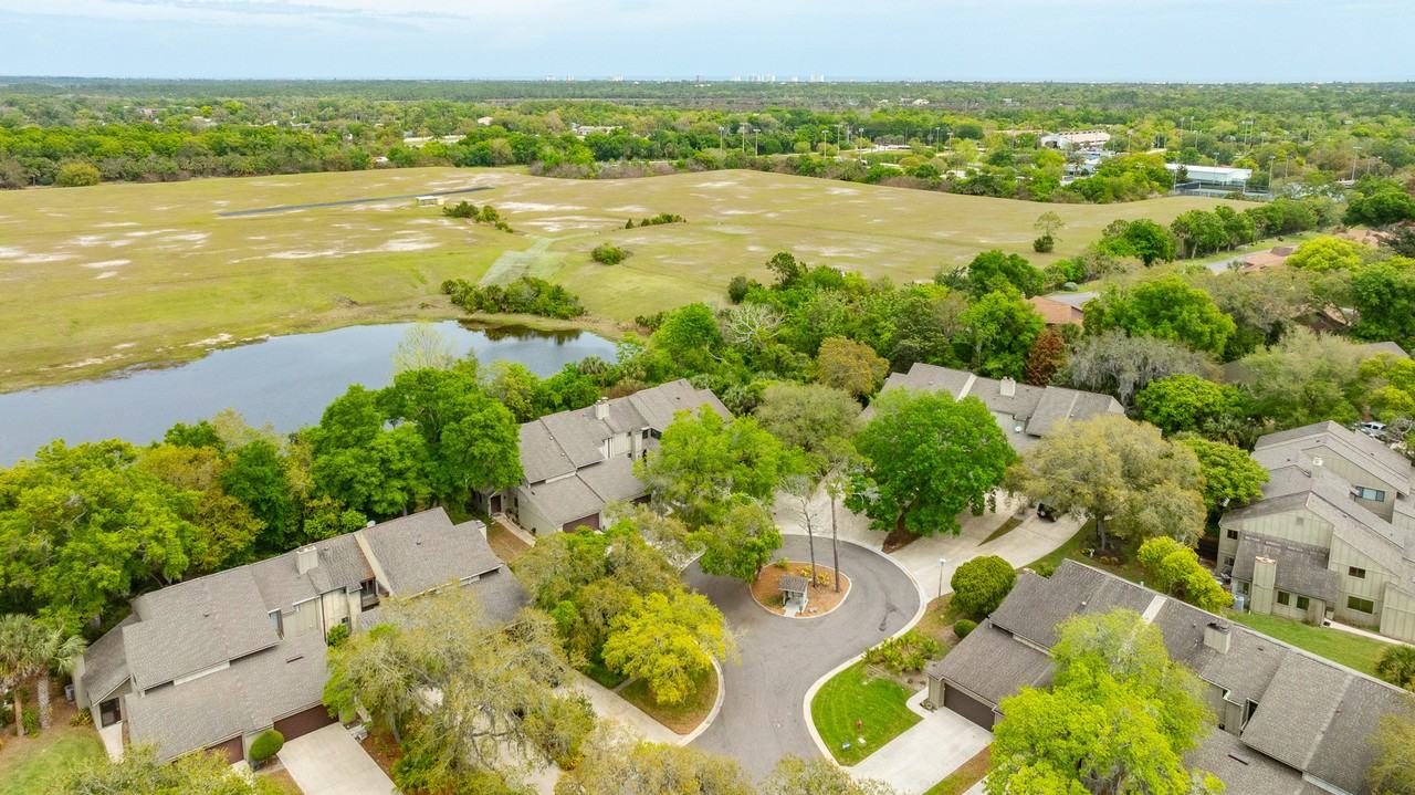 7 Autumnwood Trl #1 - Photo 3 of 41