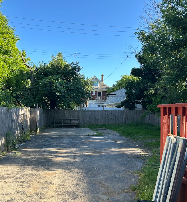 175 Lisbon Ave #1 - Photo 3 of 10