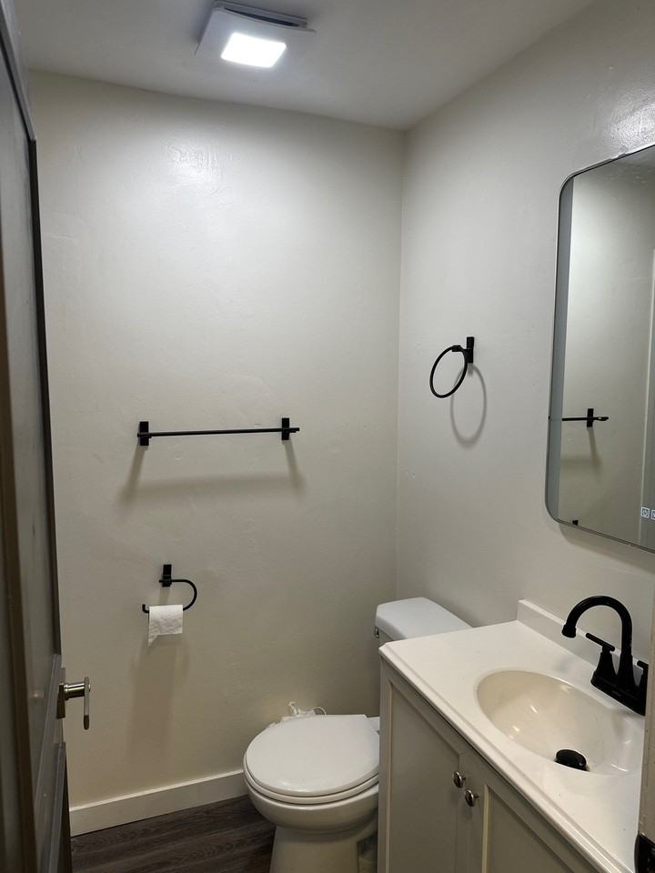 11 Burke St #4 - Photo 7 of 10