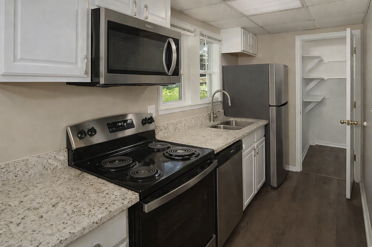 471 East Montgomery StreetUnit A #1 - Photo 2 of 10