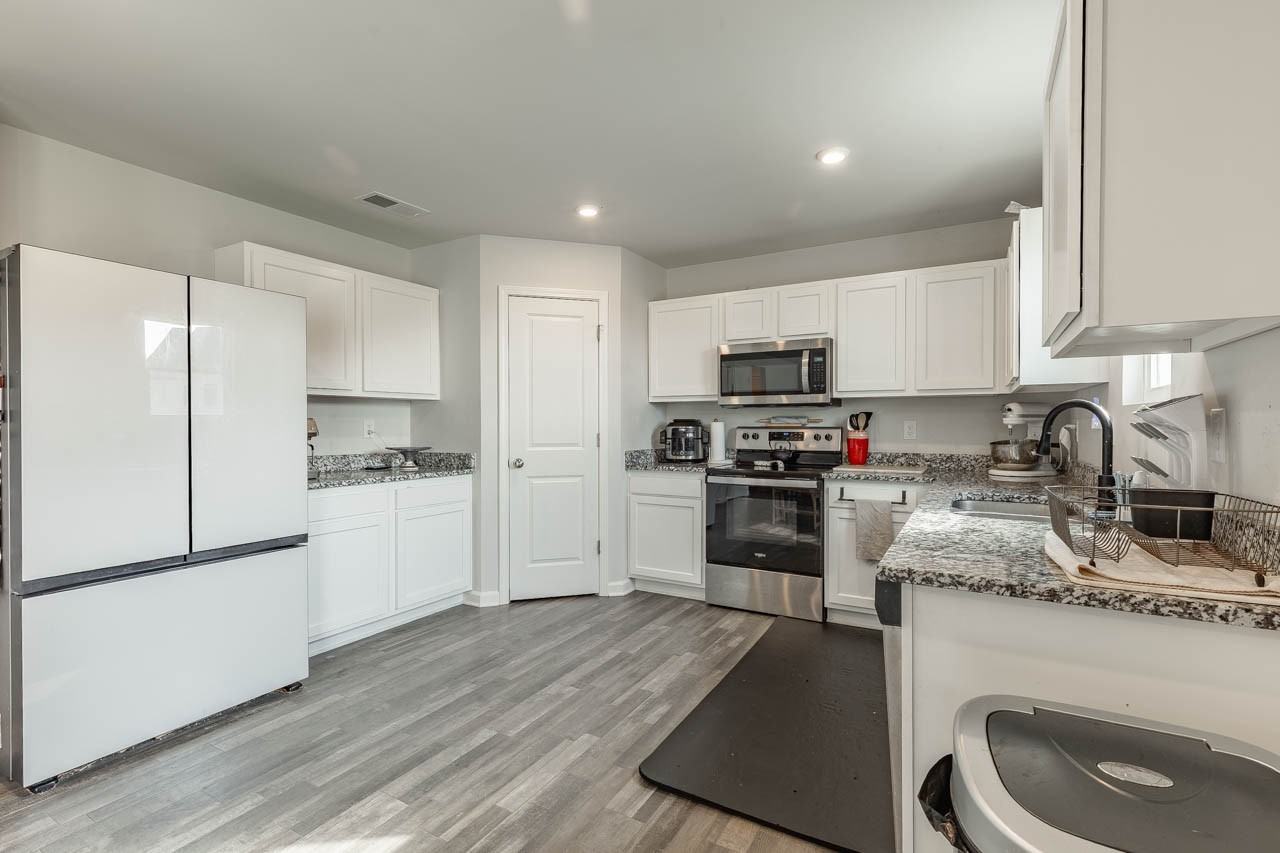 312 Summit Creek Dr #1 - Photo 5 of 20