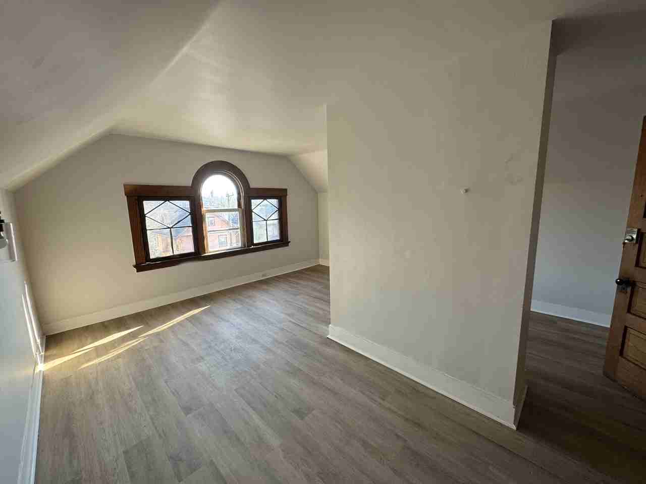 2241 Burnet Ave #1 - Photo 4 of 9