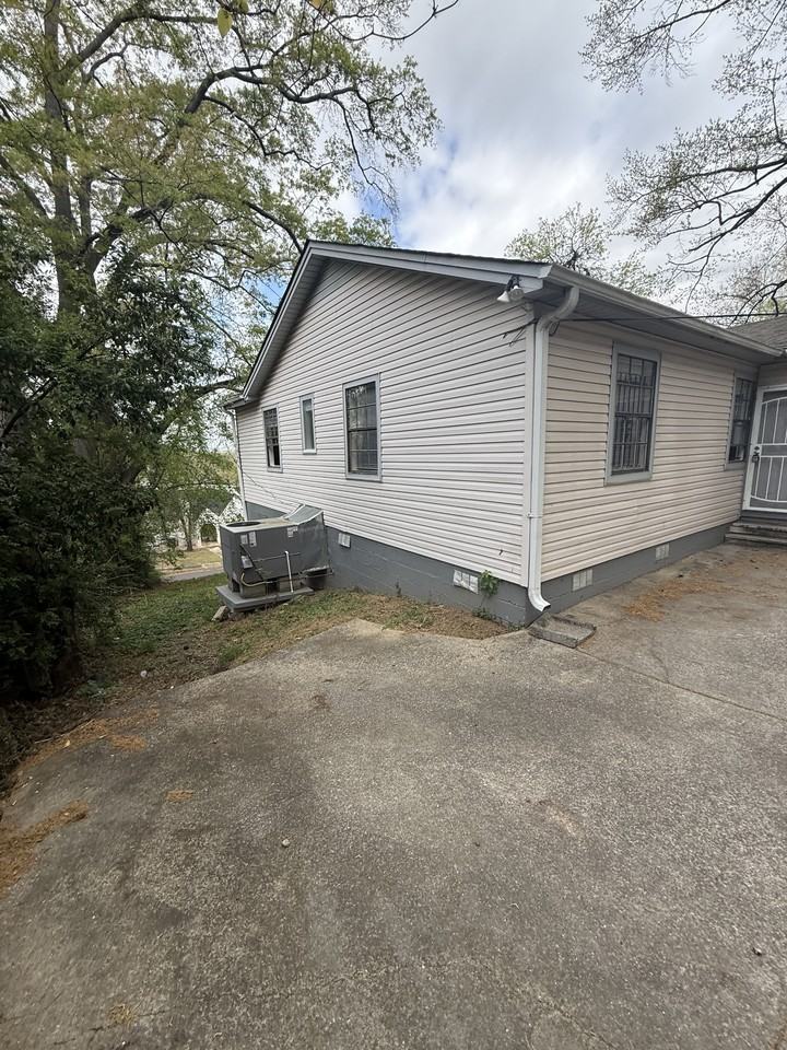 2621 20th Street Ensley #1 - Photo 3 of 21