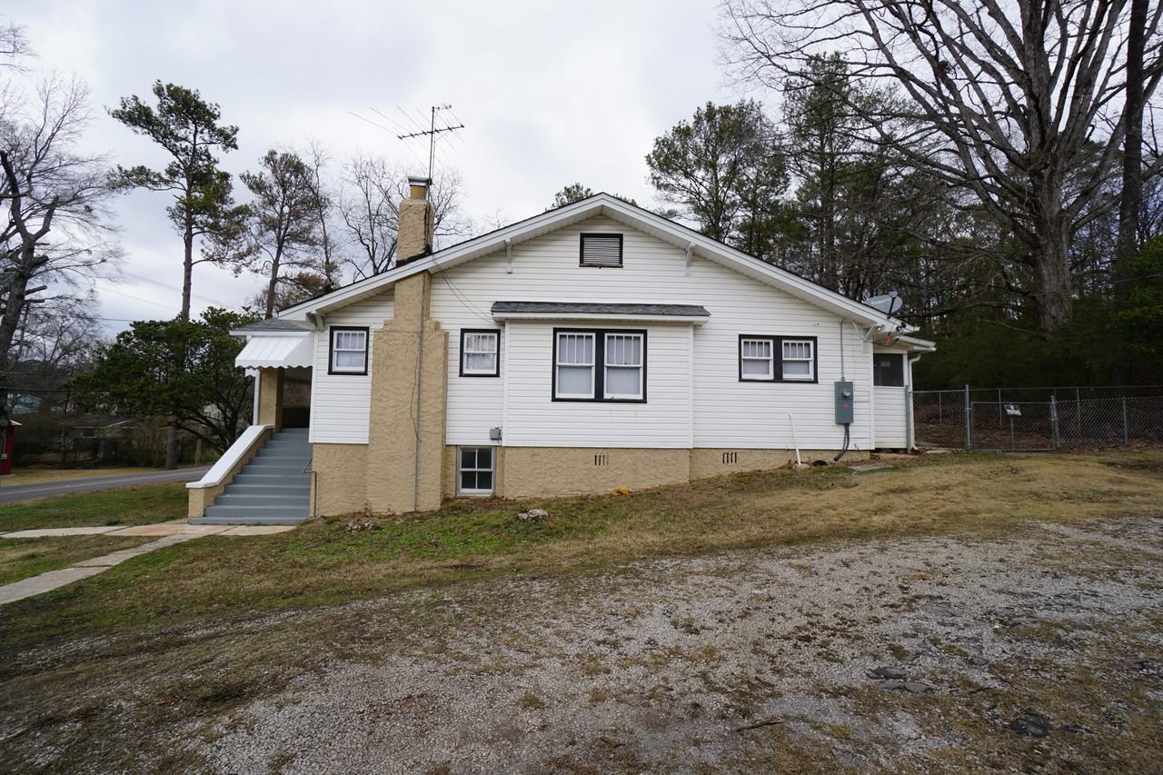 941 Mcdonald Chapel Rd #1 - Photo 3 of 27