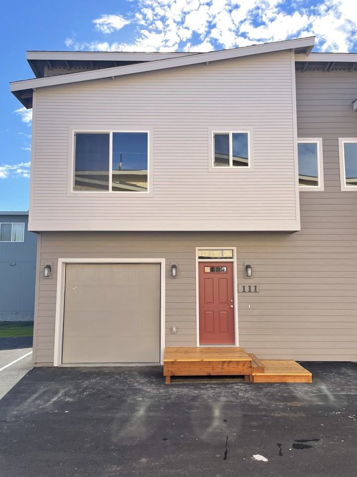 111 Willow View Cir #111 - Photo 2 of 11