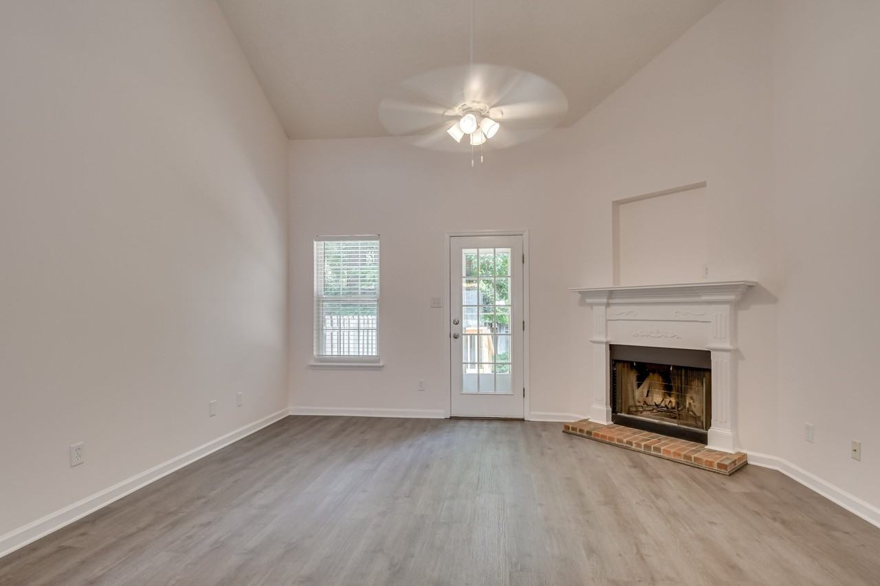 513 Brians Way #1 - Photo 4 of 27