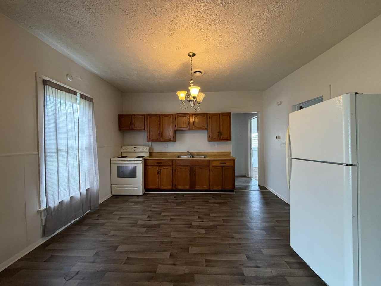 1114 Vine St #1 - Photo 2 of 10