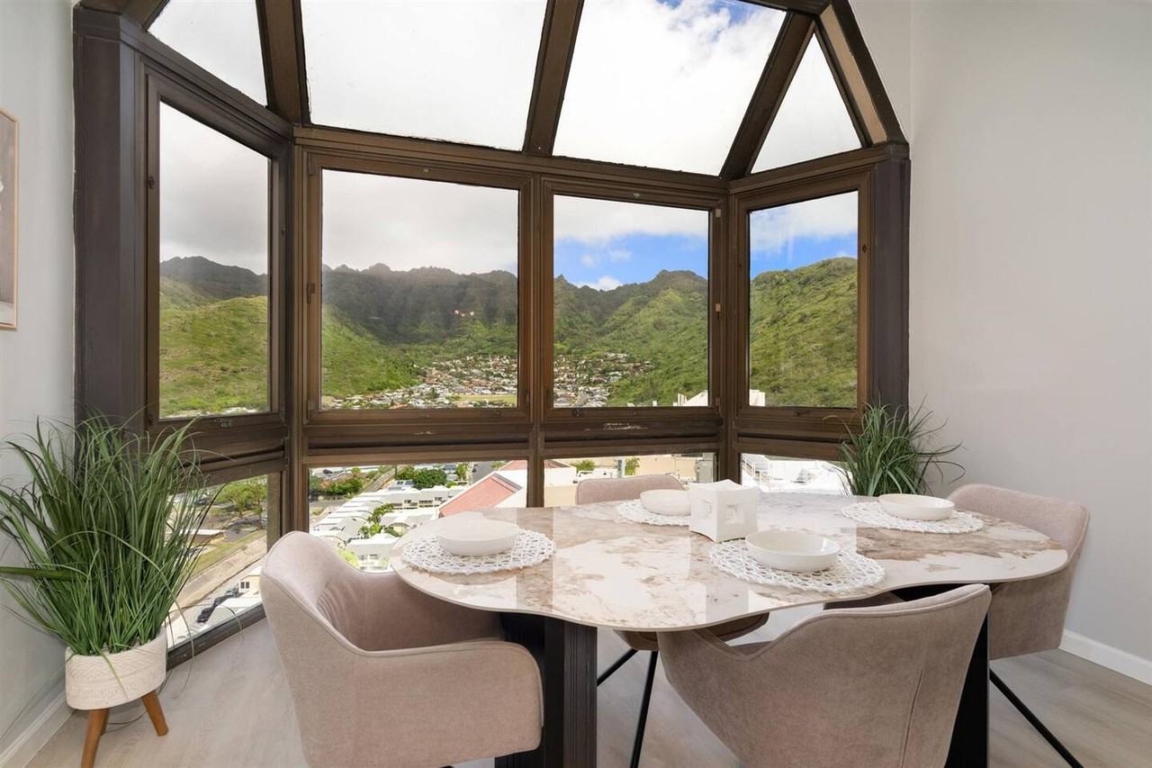 531 Hahaione St #2-20A - Photo 4 of 38