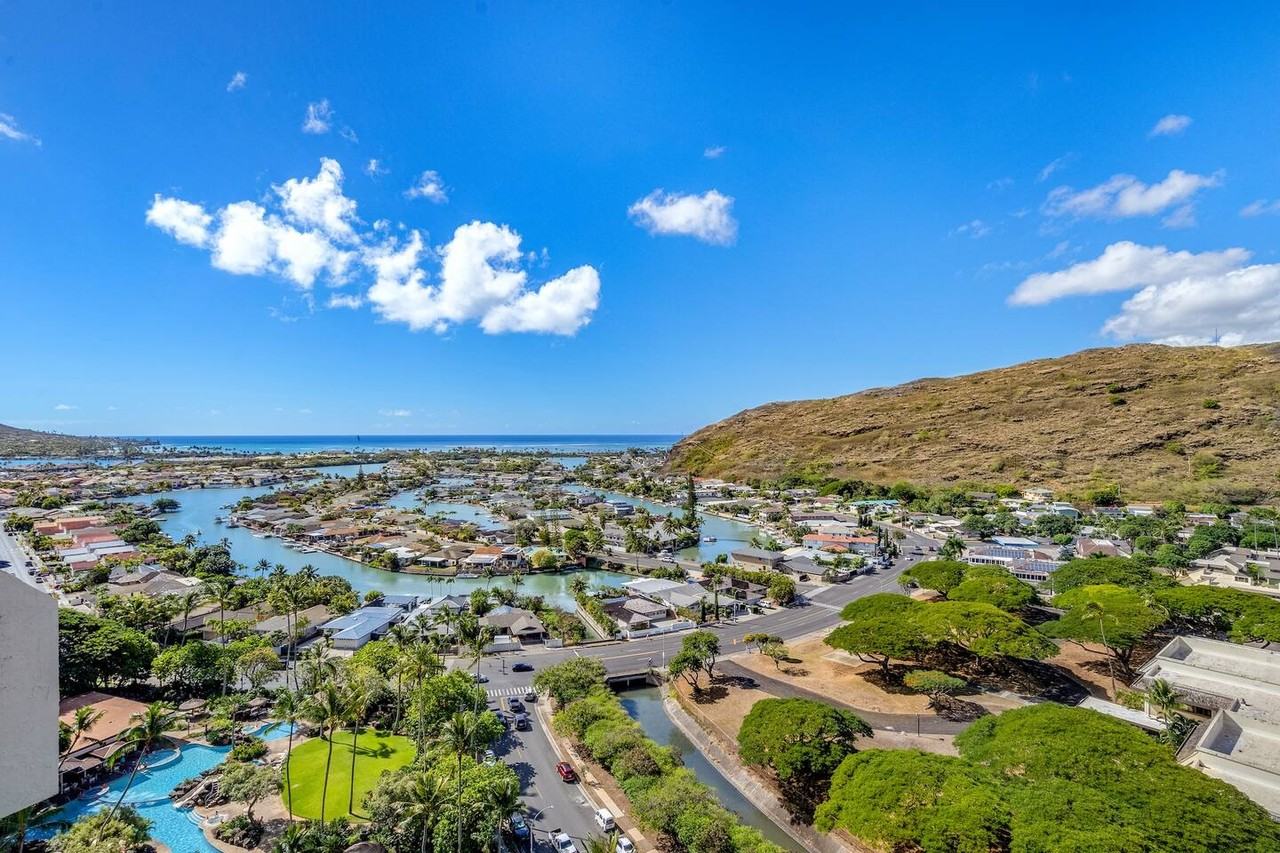 531 Hahaione St #2-20A - Photo 5 of 38