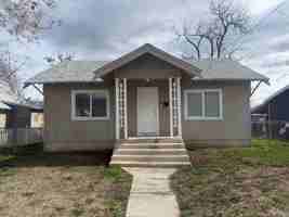 featured image of 921 Methow St