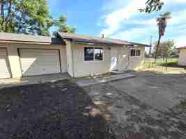 featured image of 1105 Tomah Ave