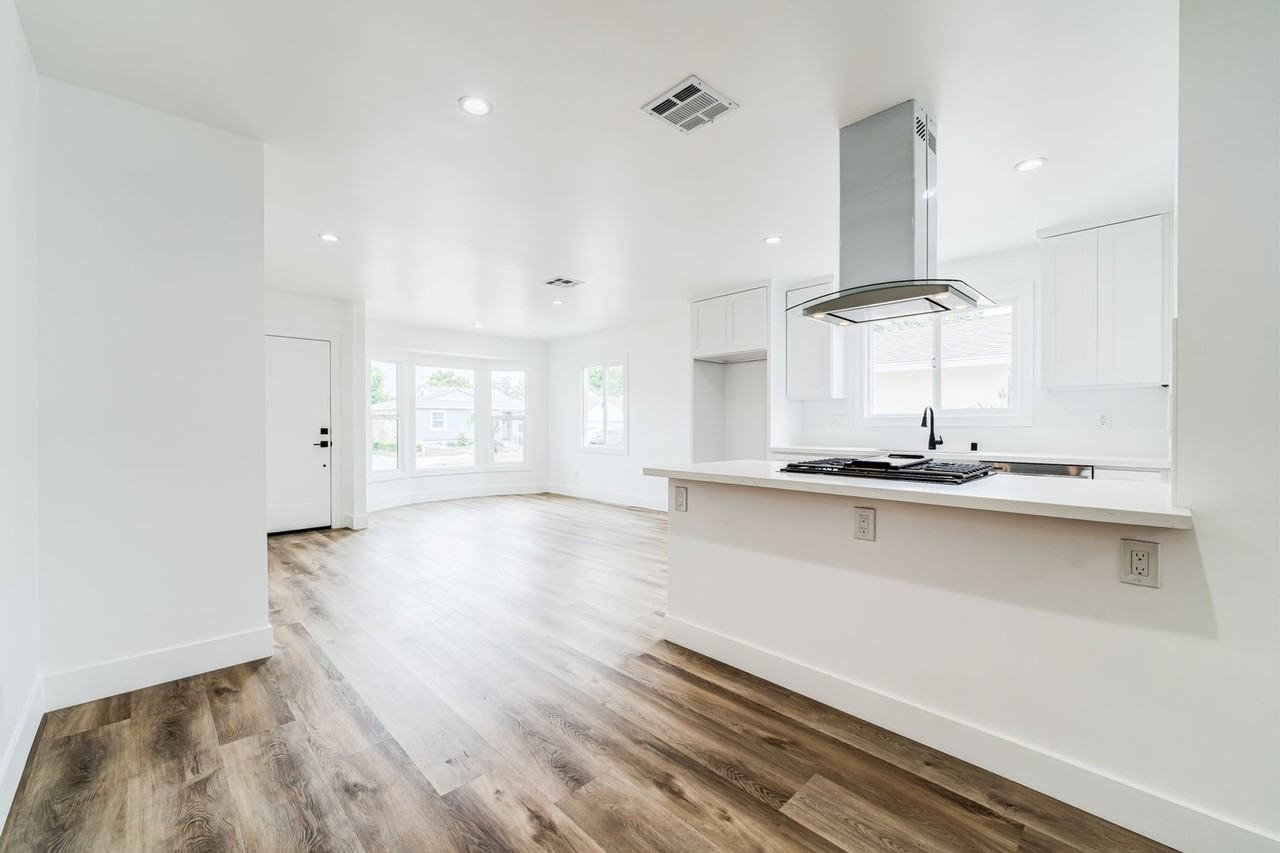 7020 Schroll - Photo 6 of 39