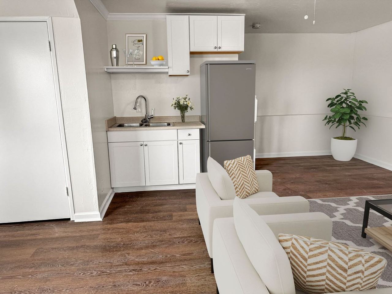 2592 Yucca Rd - Photo 4 of 13