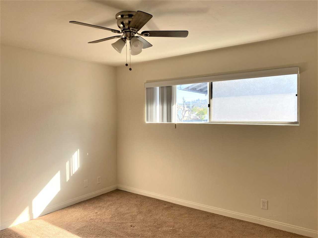 336 Claydelle Ave #10 - Photo 5 of 11