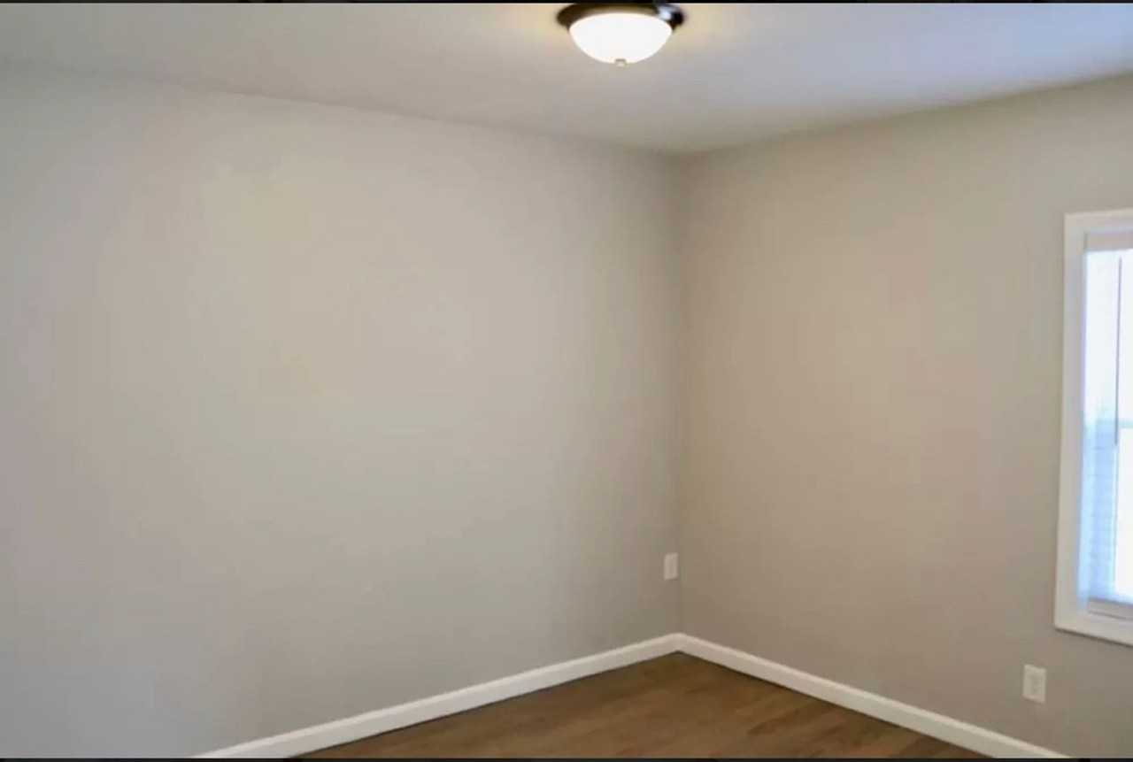 28 Morgan Ave - Photo 6 of 7