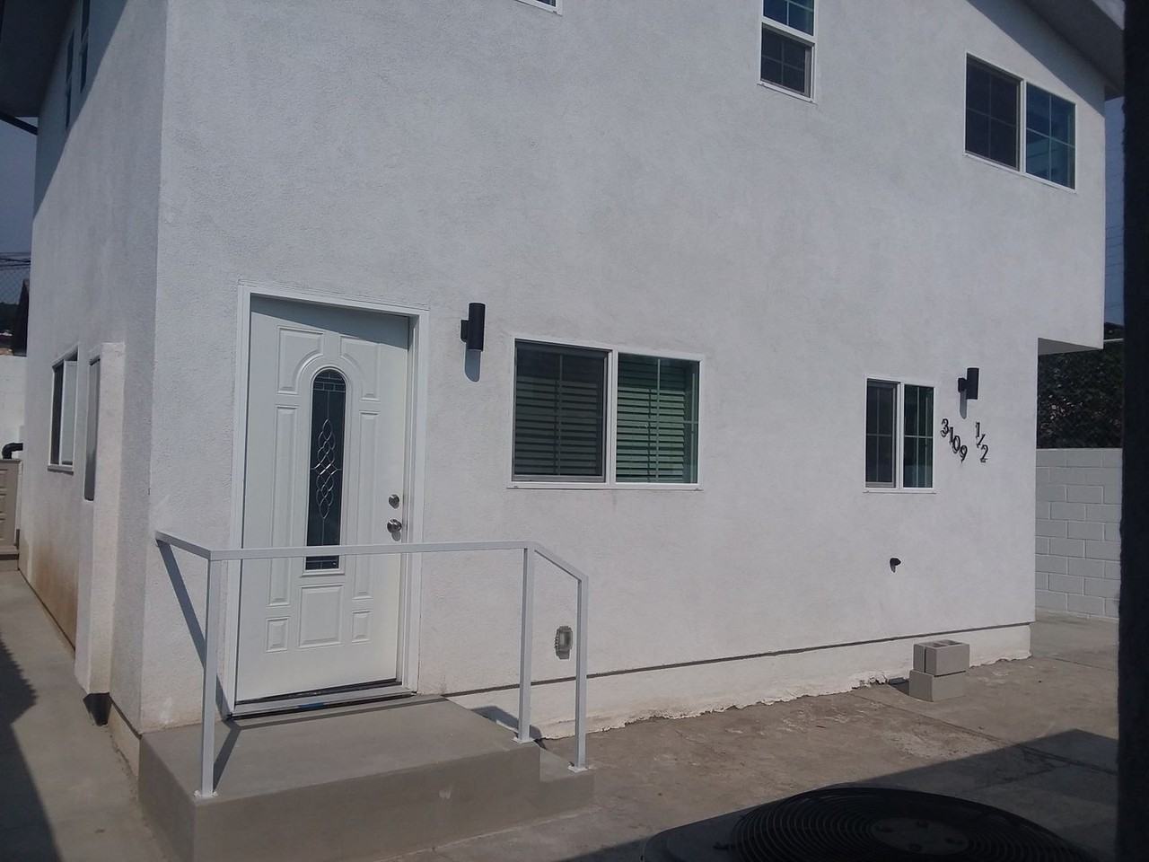 3109 Estara Ave - Photo 2 of 19